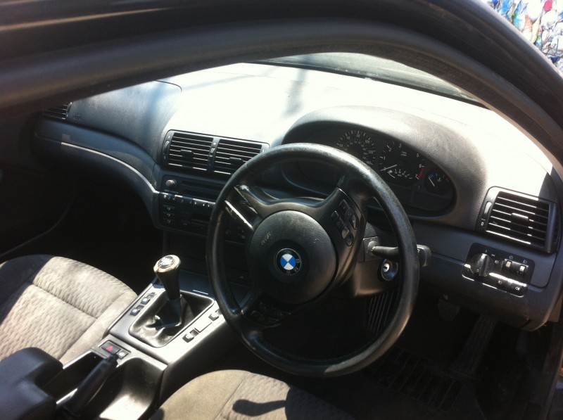 Dezmembrez BMW 318 - Poza 2
