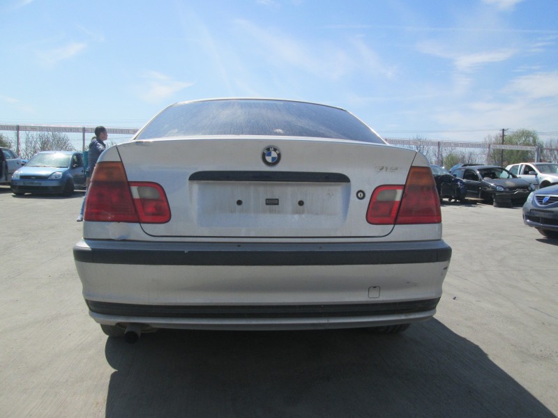 Dezmembrez BMW 318 - Poza 3