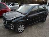 Dezmembrez Dacia Logan I