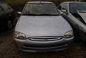 Dezmembrez Ford Escort