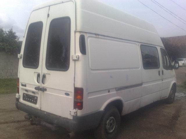Dezmembrez Ford Transit 1999 Diesel VAN - 19 August 2011 - Poza 3