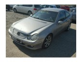 Dezmembrez Mercedes C220