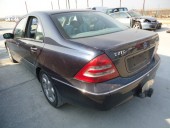 Dezmembrez Mercedes C270