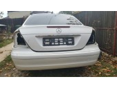 Dezmembrez Mercedes E200