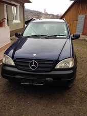 Dezmembrez Mercedes ML270