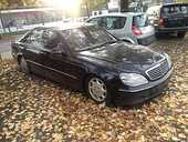 Dezmembrez Mercedes S500