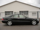 Dezmembrez Mercedes S500