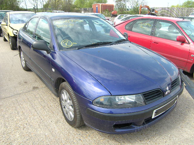 Dezmembrez Mitsubishi Carisma 2003 Diesel Hatchback 18