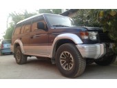 Dezmembrez Mitsubishi Pajero