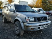 Dezmembrez Nissan Navara