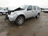 Dezmembrez Nissan Navara