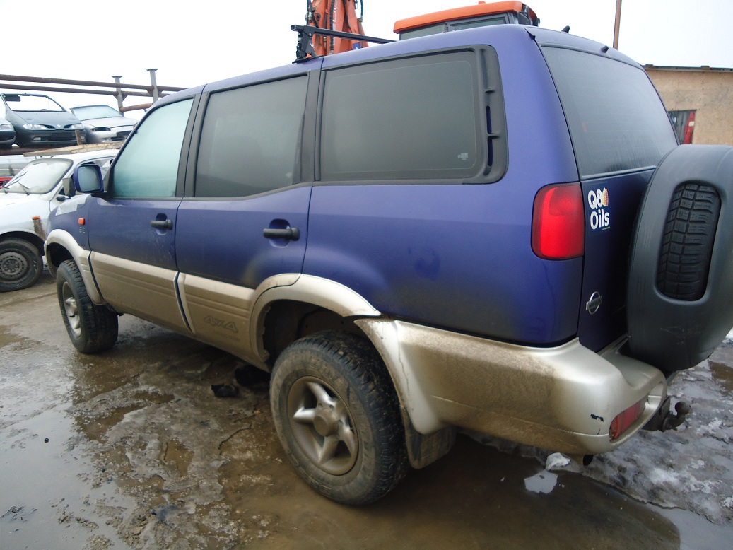 Dezmembrez Nissan TerranoII 2001 Diesel SUV 30