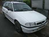 Dezmembrez Opel Astra-F