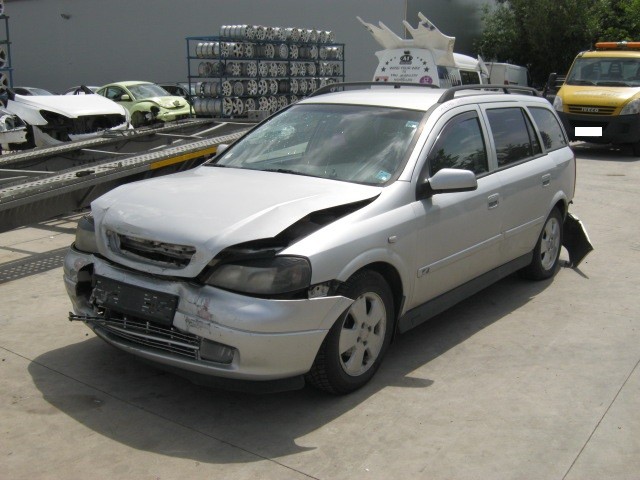 Dezmembrez Opel Astra-G - Poza 4
