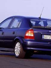 Dezmembrez Opel Astra-G