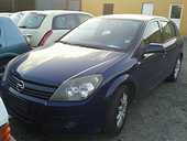 Dezmembrez Opel Astra-H