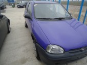 Dezmembrez Opel Corsa-B