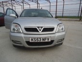 Dezmembrez Opel Signum