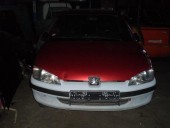 Dezmembrez Peugeot 106