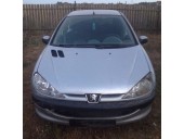 Dezmembrez Peugeot 206