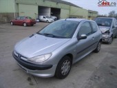 Dezmembrez Peugeot 206