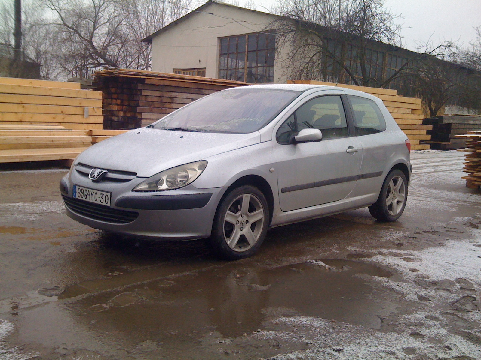 Dezmembrez Peugeot 307 2004 Diesel Coupe 19 Februarie