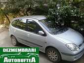 Dezmembrez Renault Scenic