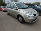 Dezmembrez Renault Scenic