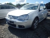 Dezmembrez Volkswagen Golf-V