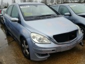 Vand Mercedes B170 avariat