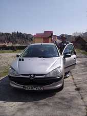 Vand Peugeot 206 avariat