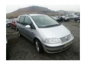 Vand Volkswagen Sharan avariat