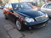 Dezmembrez autov Mercedes C220 2005 Diesel Berlina - 14 Iunie 2011