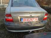 Dezmembrez Opel Vectra-B 1997 Benzina Berlina - 19 Noiembrie 2011