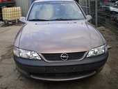 Dezmembrez Opel Vectra-B 1997 Benzina Hatchback - 16 Octombrie 2011