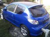 Dezmembrez Peugeot 206 2002 Diesel Hatchback - 17 Februarie 2013