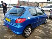 Dezmembrez Peugeot 206 2003 Benzina Hatchback - 05 Martie 2013