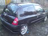 Dezmembrez Renault Clio-II 2003 Diesel Hatchback - 21 Martie 2011