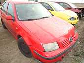 Dezmembrez Volkswagen Bora 2001 Benzina Monovolum - 28 Octombrie 2011