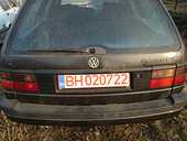 Dezmembrez Volkswagen Passat 1990 Benzina Combi - 19 Noiembrie 2011