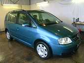 Dezmembrez Volkswagen Touran 2004 Diesel Hatchback - 24 Iulie 2012