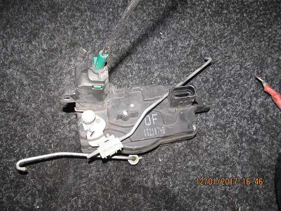 MECANISM INCHIDERE USA STG. FATA Opel Astra-H diesel 2006 - Poza 1
