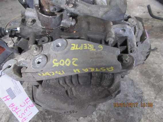 CUTIE VITEZA Opel Astra-H diesel 2005 - Poza 3