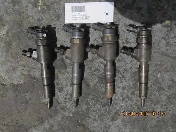 INJECTOR DIESEL Citroen C3 diesel 2005 - Poza 1