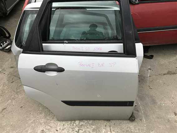 USA DREAPTA SPATE Ford Focus I benzina 2004 - Poza 1