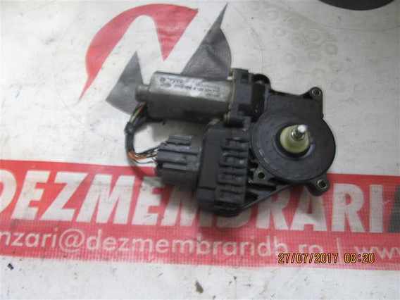 MOTORAS MACARA STANGA FATA Ford Mondeo benzina 2003 - Poza 1