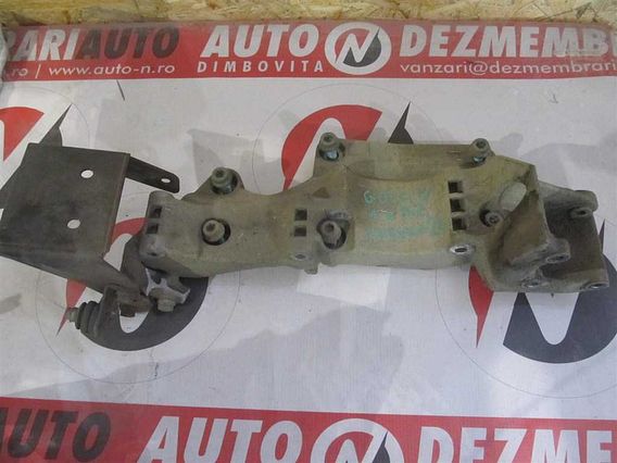 SUPORT ALTERNATOR Volkswagen Golf-IV benzina 2002 - Poza 1