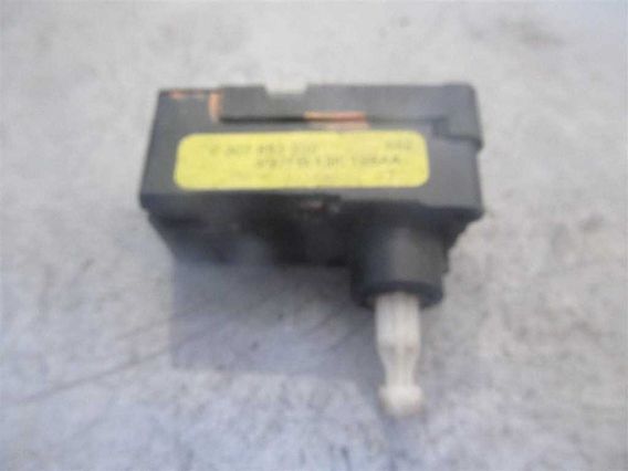 MOTOR REGLARE FAR DREAPTA Volkswagen Golf-V diesel 2008 - Poza 1