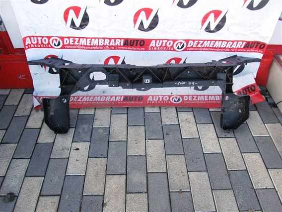 TRAGER Renault Clio-III diesel 2005 - Poza 1