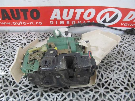 MECANISM INCHIDERE USA STANGA SPATE Volkswagen Golf-IV diesel 2002 - Poza 1